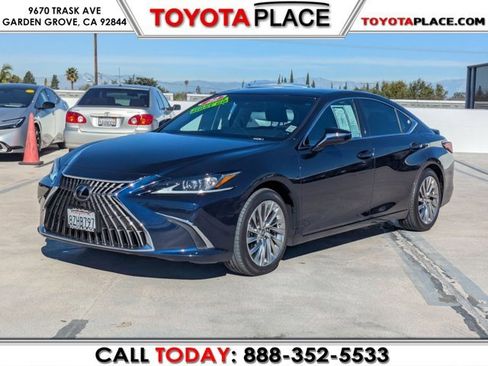 Used 2022 Lexus ES 350 Luxury image 1