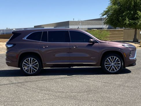 Used 2025 Buick Enclave Avenir w/ Super Cruise Package AWD/4WD image 2