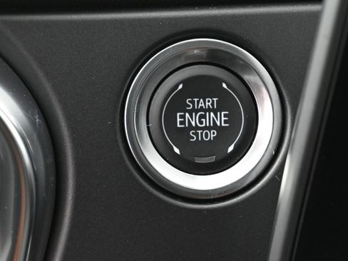 Used 2025 Chevrolet Blazer LT FWD image 15