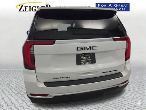 New 2026 GMC Yukon XL Elevation w/ Elevation Premium Package AWD/4WD image 15