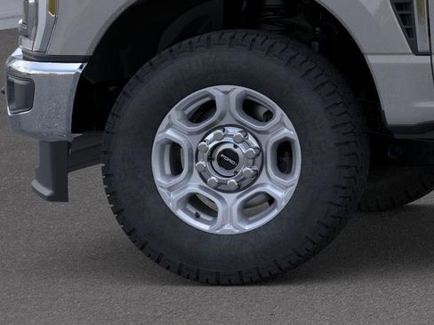 New 2026 Ford F250 XLT w/ XLT Premium Package AWD/4WD image 19