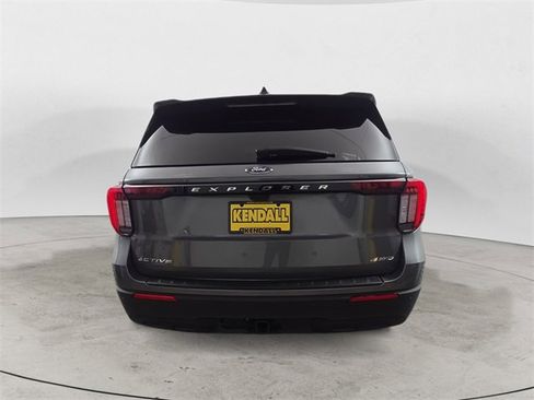 Certified 2025 Ford Explorer Active image 4