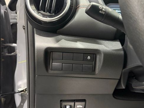 Used 2024 Nissan Kicks SR w/ SR Premium Package FWD image 5