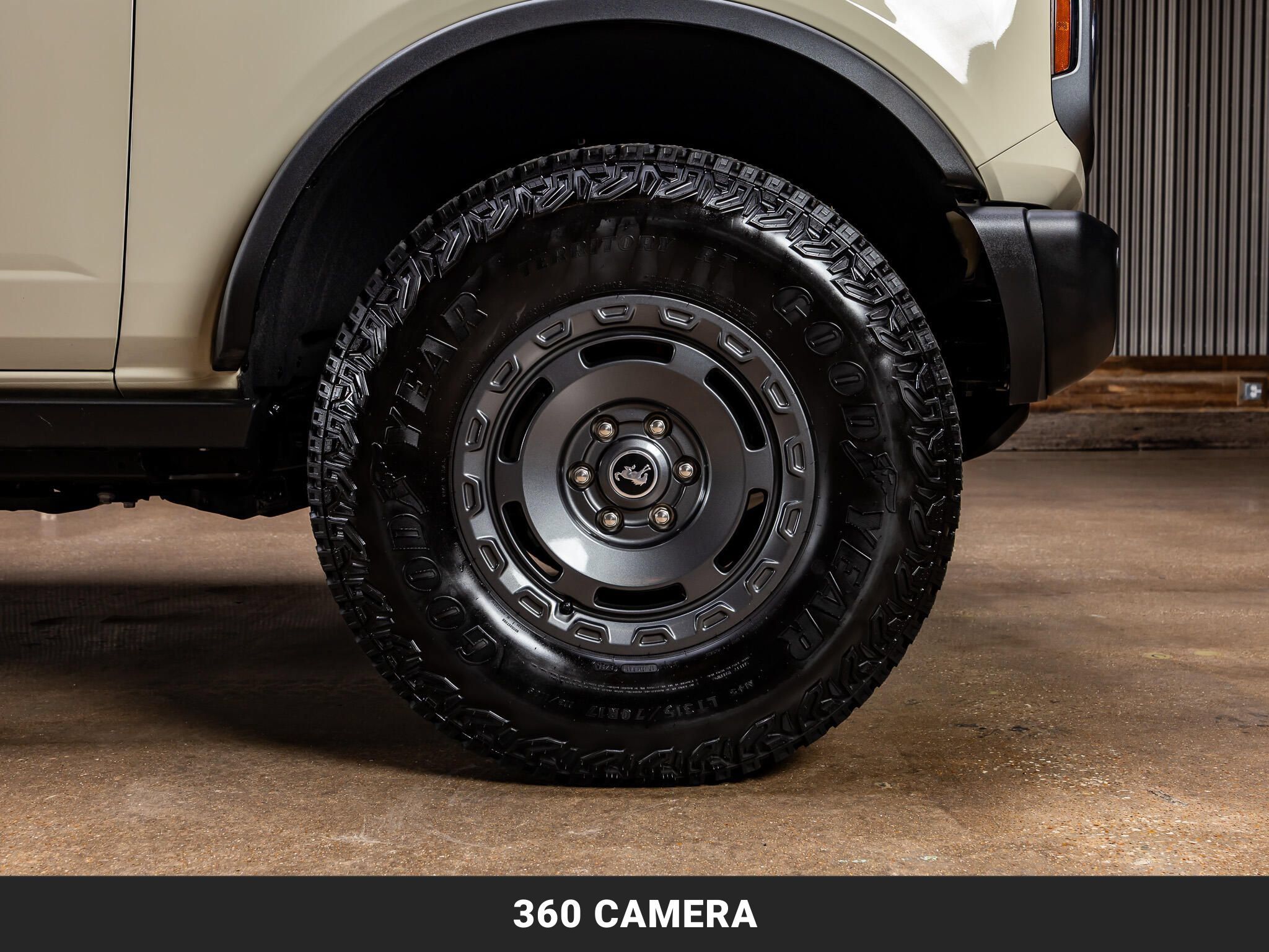 Used 2025 Ford Bronco Badlands AWD/4WD image 11