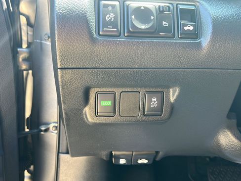 Used 2019 Nissan Sentra SV FWD image 19