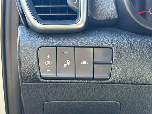 Used 2022 Kia Sportage Nightfall Edition image 31