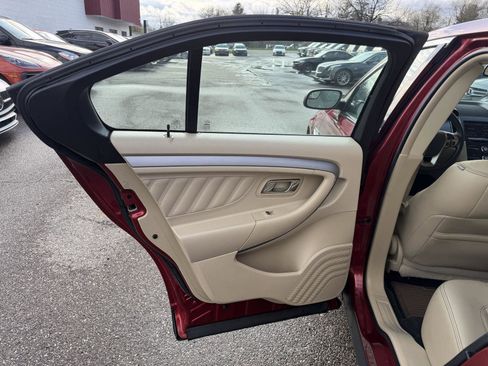 Used 2015 Ford Taurus SEL w/ Equipment Group 201A image 16
