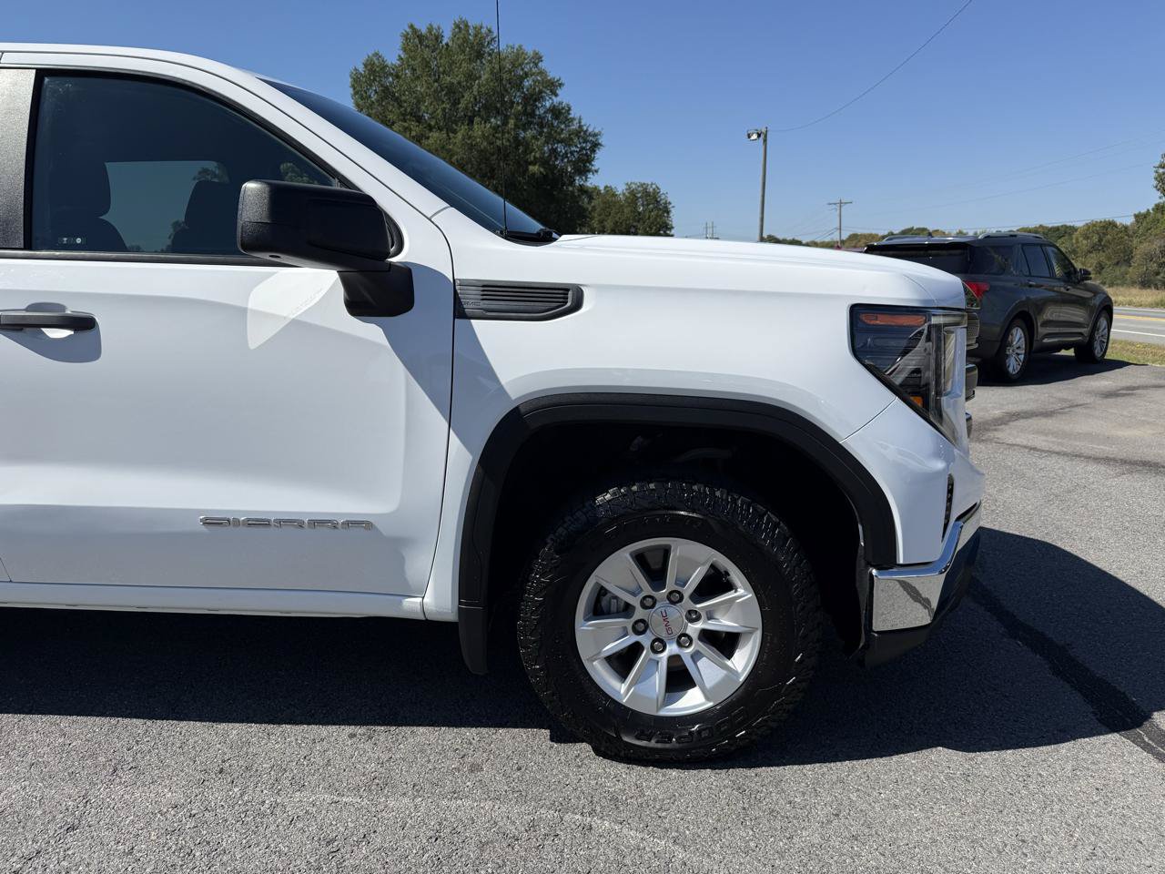 Used 2022 GMC Sierra 1500 Pro w/ Convenience Package AWD/4WD image 36