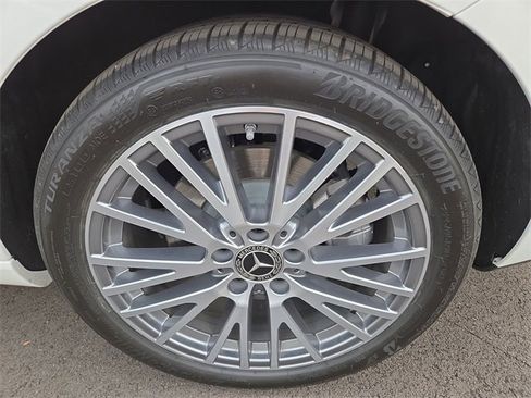 New 2025 Mercedes-Benz CLA 250 4MATIC image 30
