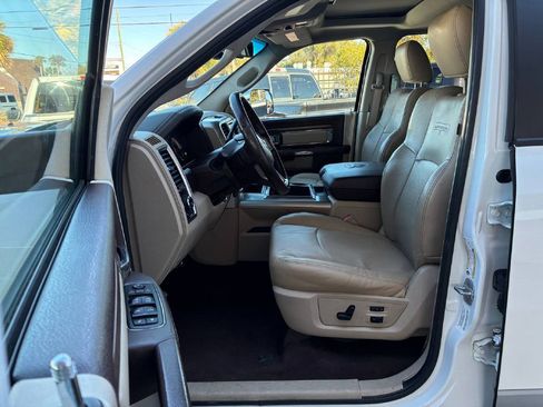 Used 2014 RAM 3500 Laramie image 10