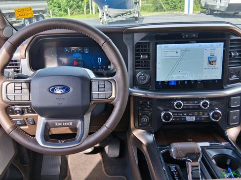Used 2025 Ford F150 King Ranch w/ FX4 Off-Road Package AWD/4WD image 16