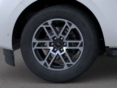 New 2026 Ford Expedition Active RWD image 19
