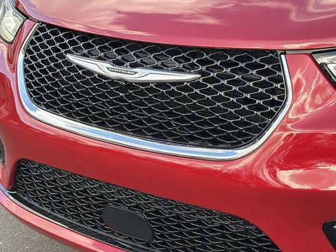 New 2026 Chrysler Pacifica Select FWD image 16