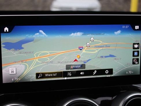 Used 2021 Mercedes-Benz GLC 300 4MATIC image 5