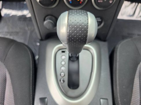 Used 2013 Nissan Rogue SV w/ Premium Pkg FWD image 41