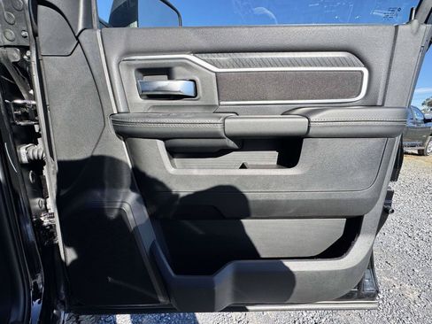 New 2026 RAM 3500 Big Horn AWD/4WD image 14