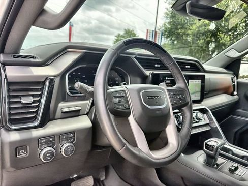 Certified 2024 GMC Sierra 1500 Denali AWD/4WD image 10