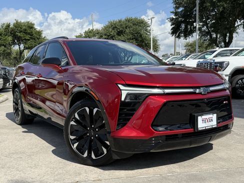 Used 2024 Chevrolet Blazer EV RS AWD/4WD image 2