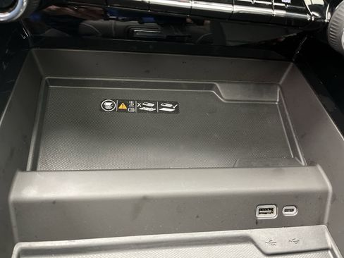 Certified 2025 Chevrolet Suburban Premier w/ Sun And Tow Package image 30