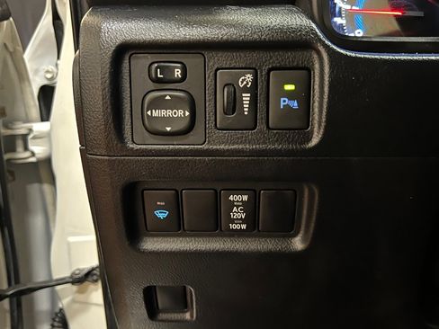 Used 2015 Toyota 4Runner Limited RWD image 30