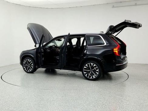 New 2026 Volvo XC90 B6 Ultra image 12