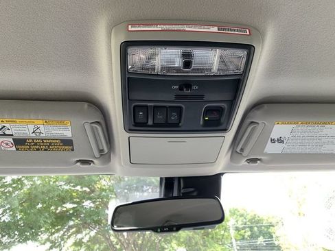 Certified 2024 Toyota 4Runner SR5 AWD/4WD image 10