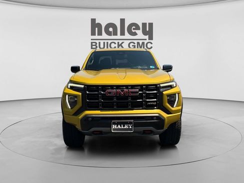 Used 2023 GMC Canyon AT4 AWD/4WD image 8