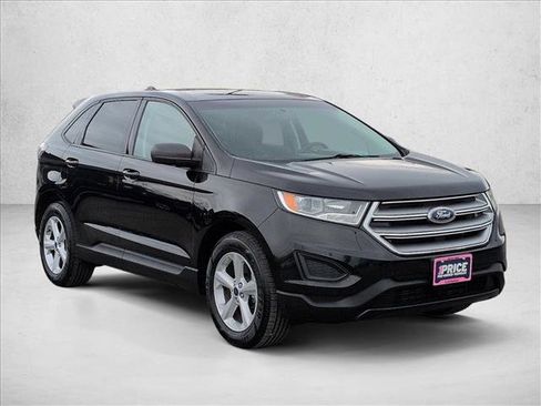 Used 2017 Ford Edge SE AWD/4WD image 3