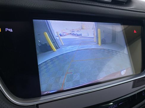 Certified 2018 Cadillac XT5 Premium Luxury image 7