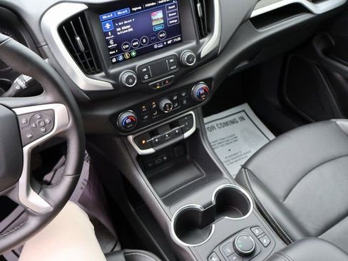 Certified 2024 GMC Terrain SLT AWD/4WD image 24