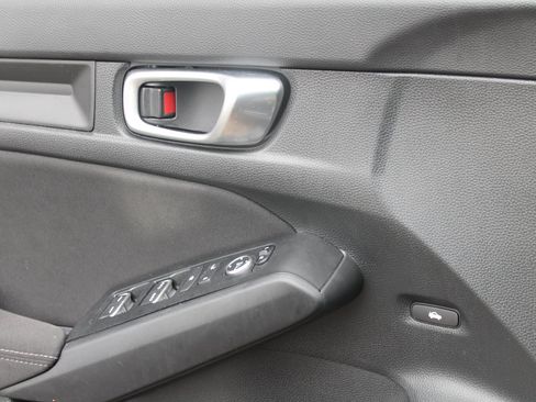 Used 2023 Honda Civic Sport image 13