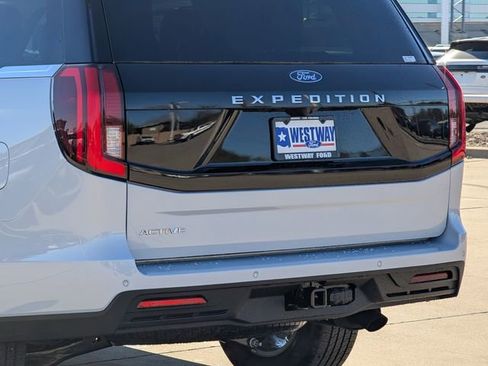 New 2025 Ford Expedition Max Active image 29
