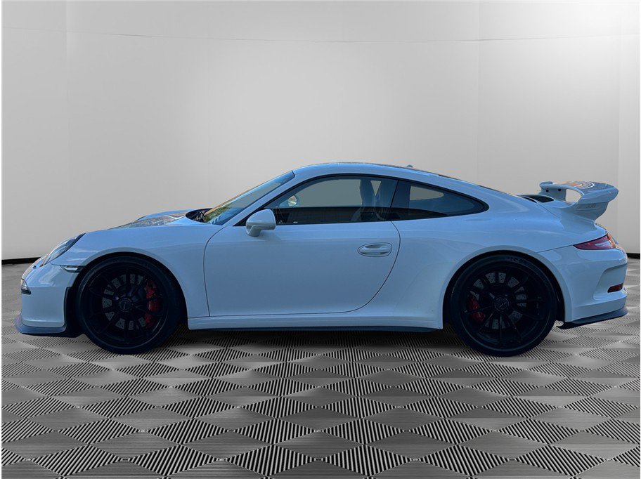 Used 2014 Porsche 911 GT3 w/ Carbon Interior Package RWD image 2