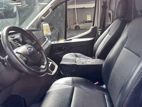 Used 2020 Ford Transit 250 Low Roof RWD image 15