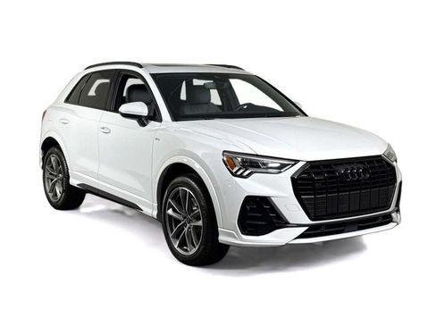 Certified 2025 Audi Q3 2.0T Premium w/ Convenience Package AWD/4WD image 7