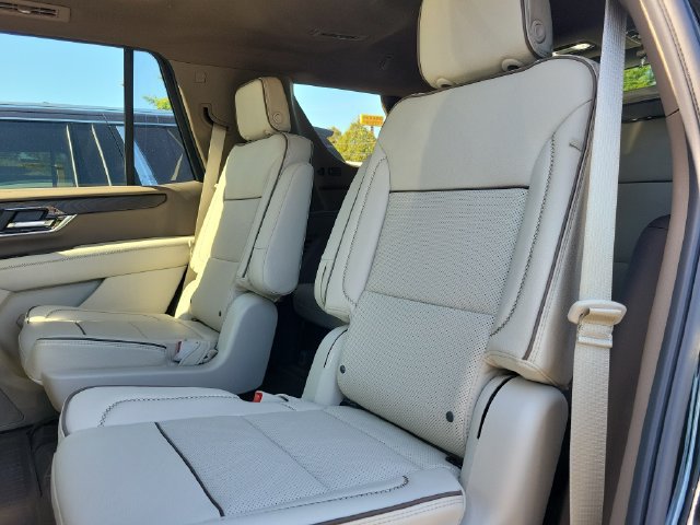 New 2027 GMC Yukon Denali w/ Denali Reserve Package AWD/4WD image 11