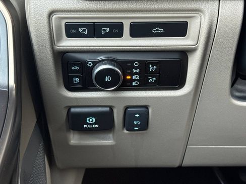 Used 2024 Ford F150 Platinum w/ Equipment Group 703A Plus AWD/4WD image 39