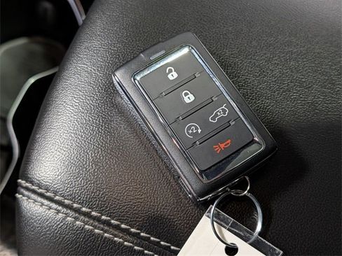 Used 2023 Jeep Grand Cherokee Altitude image 27