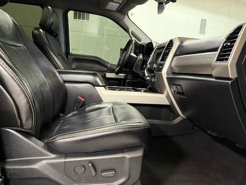 Used 2020 Ford F250 Lariat AWD/4WD image 23