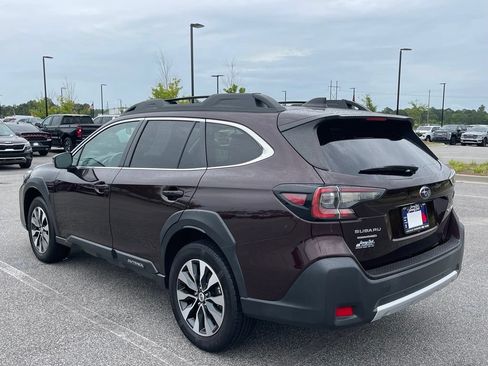 Used 2023 Subaru Outback Limited AWD/4WD image 19