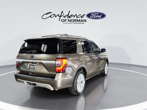 Used 2018 Ford Expedition Platinum image 8