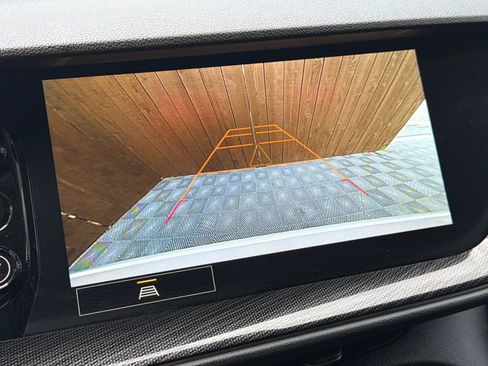 Used 2023 Buick Envision Essence FWD image 9