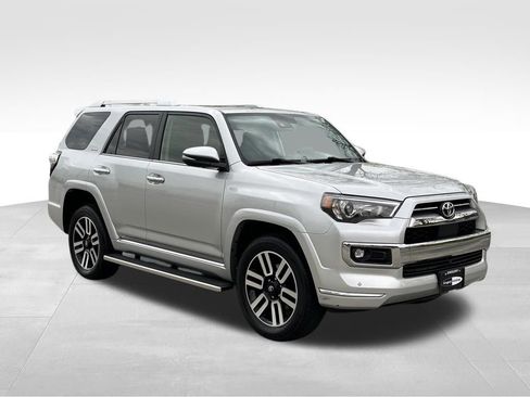 Used 2023 Toyota 4Runner Limited AWD/4WD image 6
