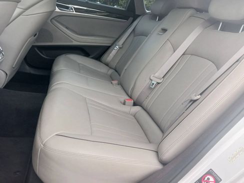 Used 2015 Hyundai Genesis 3.8 w/ Option Group 03 RWD image 15
