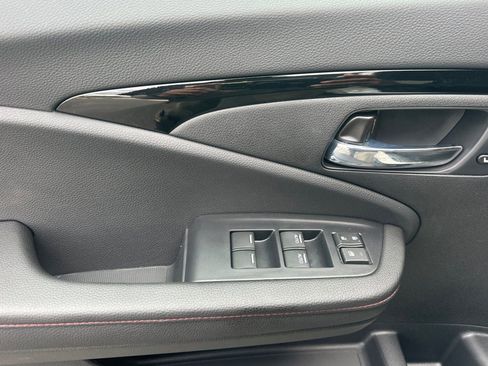 New 2026 Honda Ridgeline Black Edition image 10