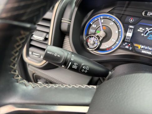 Used 2020 RAM 1500 Limited image 25