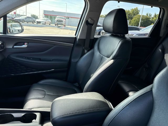 Used 2019 Hyundai Santa Fe Limited FWD image 18
