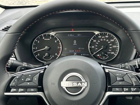 New 2025 Nissan Altima 2.5 SR w/ SR Premium Package image 18