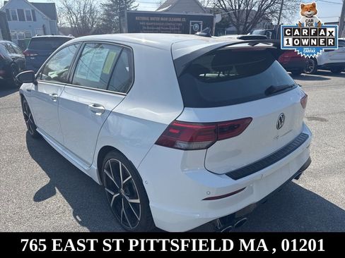 Used 2024 Volkswagen Golf R image 5