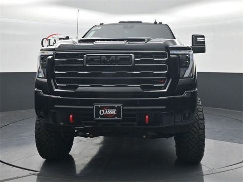 New 2026 GMC Sierra 2500 AT4 w/ AT4 Premium Plus Package image 4